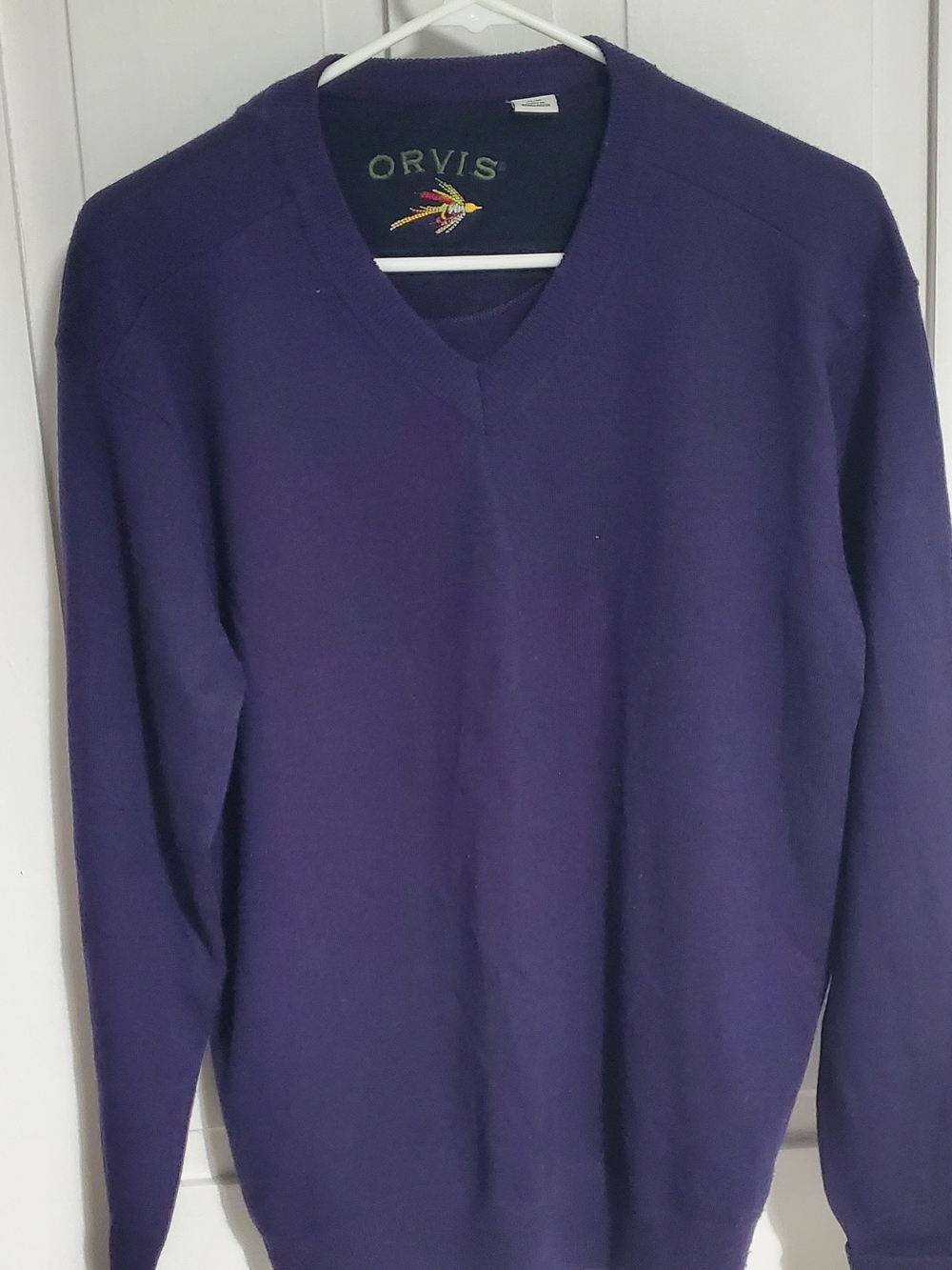 Orvis Men's 100% Merino Wool V-Neck Sweater Purple Size M Fishing Outdoor Preppy